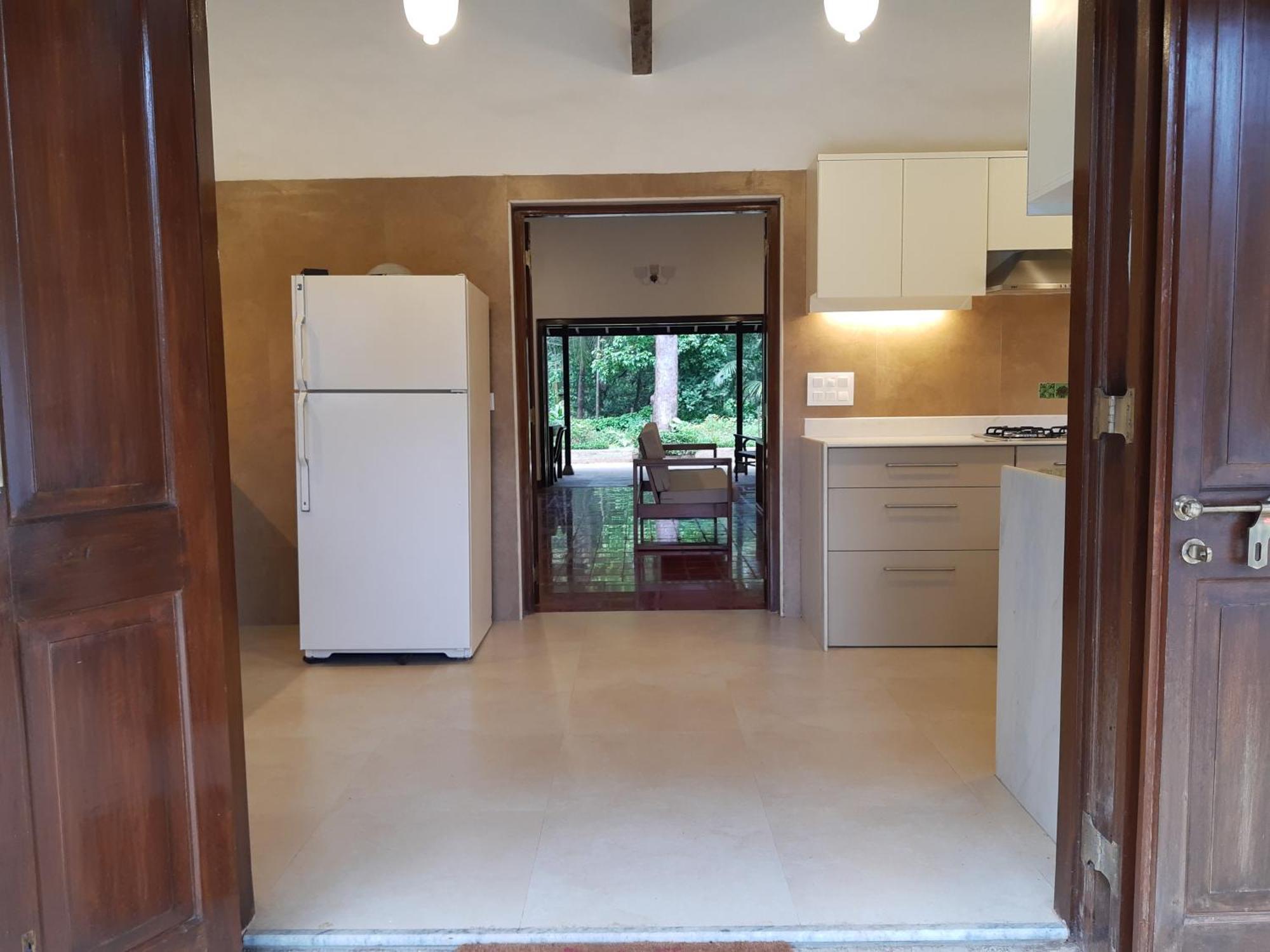 Banyan House - Luxurious 4 Bedroom Villa On One Acre, Near The Beach Nagaon  Exteriör bild